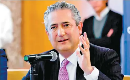  ??  ?? Ernesto Torres Cantú, director general del grupo financiero.