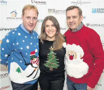  ?? Zack Downey/ ZED Photograph­y ?? Pictured wearing their jumpers are Enda Rylands, Nicola Kenyon and David Barron from the Community Link Foundation