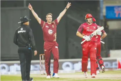  ??  ?? Action from the T10 League match between Northern Warriors and Sindhis at the Sharjah Cricket Stadium on Tuesday.