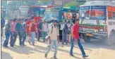  ?? HT PHOTO ?? The Mansa bus stand has been blocked by protesters.