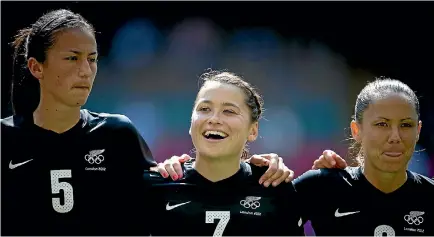  ?? PHOTO: LAWRENCE SMITH/STUFF ?? Ali Riley, centre, has become the Football Ferns captain, replacing Abby Erceg, left.