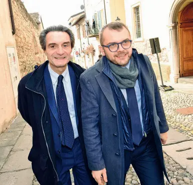  ??  ?? A Brescia Il neogoverna­tore lombardo Attilio Fontana con Fabio Rolfi, il candidato leghista che ha ottenuto più preferenze (9.602)