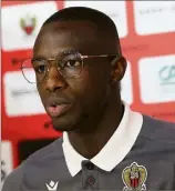  ??  ?? Hassane Kamara vient combler le vide au poste de latéral gauche.