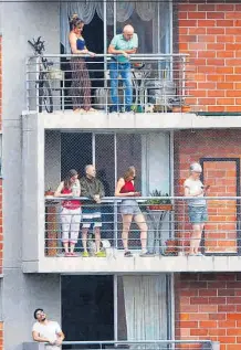  ?? JAIVER NIETO/ADN ?? Los balcones, una manera de ampliar las miradas y salir de la rutina de la cuarentena.
