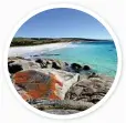  ?? Photo: iStock ?? Red rocks at the Bay of Fires, Tasmania.