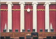  ?? FRED SCHILLING — COLLECTION OF THE SUPREME COURT OF THE UNITED
STATES VIA AP ?? The Bench draped for the death of Supreme Court Associate Justice Ruth Bader Ginsburg at the Supreme Court inWashingt­on.