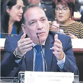  ??  ?? Miguel Edgardo Martínez es actual diputado por Comayagua del Partido Nacional.