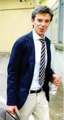  ??  ?? A sinistra, Giorgio Portera, 43, genetista, è ufficiale in congedo dei Ris di Parma.