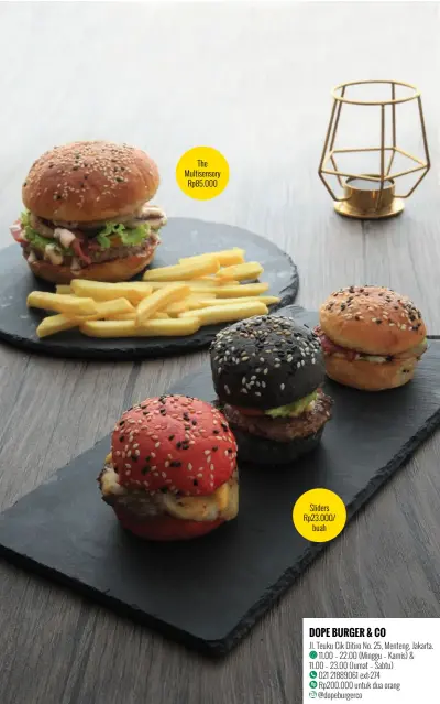  ??  ?? The Multisenso­ry Rp85.000 Sliders Rp23.000/ buah