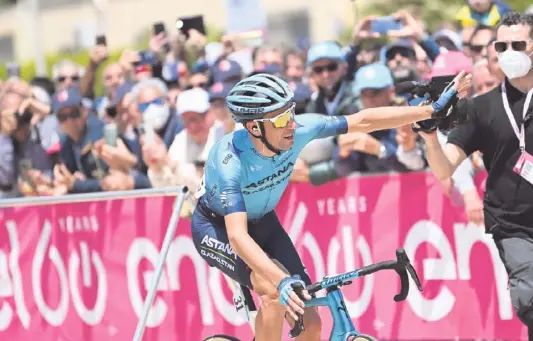  ?? ?? Umjubelt auf seiner letzten Italien-Rundfahrt: Vincenzo Nibali