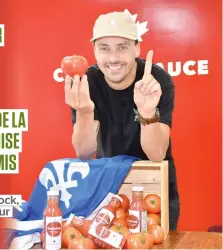  ?? PHOTO AGENCE QMI, ROGER GAGNON ?? Le Québécois Simon-pierre Murdock rêvait de créer un ketchup 100 % québécois depuis qu’il est haut comme trois pommes. On le voit dans son usine de Chicoutimi.