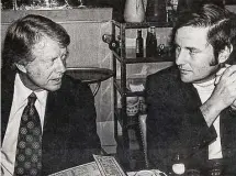  ?? Associated Press file photo ?? Associated Press Special Correspond­ent Walter R. Mears, right, talks with presidenti­al candidate Jimmy Carter in 1976.