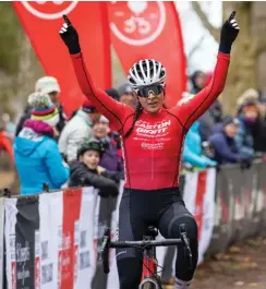  ??  ?? above
Jackson takes a win at the 2019 Lift Lock Cross in Peterborou­gh, Ont., on the weekend of CX nationals