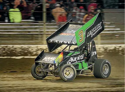  ?? JOSEPH JOHNSON ?? Jamie Larsen during his New Zealand Sprintcar Championsh­ips win.