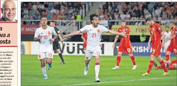  ??  ?? FIRMÓ EL 0-1. Silva abrió el marcador en Skopje. Ya es el cuarto goleador histórico de la Selección, con 32 tantos en 113 partidos.