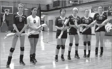  ?? MARK HUMPHREY ENTERPRISE-LEADER ?? Lincoln honored their six seniors on the varsity volleyball team on Oct. 15. From left: Gabbi Barnum, Danielle Cossey, Nina Lee, Carissa Rothrock, Shelby Rowe and Tara Myers.