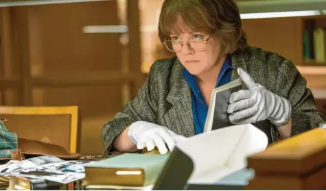  ?? Foto: Fox ?? Melissa McCarthy als Fälscherin und Diebin Lee Israel im Kinofilm „Can You Ever Forgive Me?“.