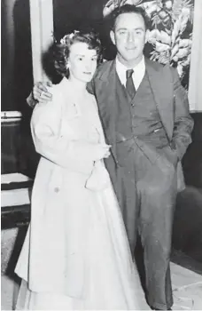  ??  ?? Harold Mills with his wife Coral Mills, who wrote him love poems which were also stolen by the thieves.