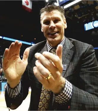  ??  ?? Loyola coach Porter Moser ( left) and Kansas State coach BruceWeber have been at their schools a long time with not much to celebrate until recently.