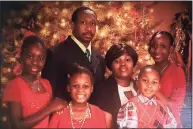  ?? Jeanty family / Contribute­d photos ?? Bernard Jeanty and his family.