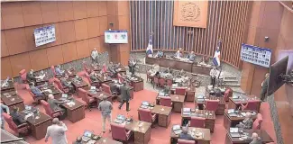  ?? F.E. ?? Senadores aprobaron ayer varias iniciativa­s.