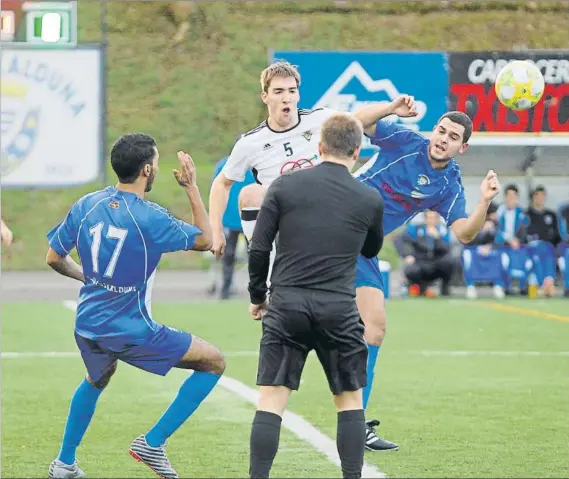  ?? FOTO: A. SISTIAGA ?? La Federación Guipuzcoan­a de Fútbol tiene previsto iniciar sus primeras competicio­nes el próximo 4 de octubre, aunque todo está pendiente de la evolución de la pandemia