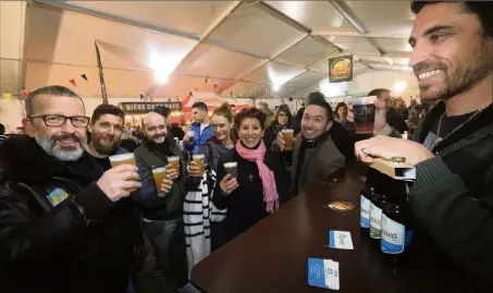  ?? (photos doc F. M.) ?? L’an dernier, la première édition de la Fête de la bière avait attiré   personnes dans le centre-ville du Pradet.