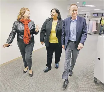  ?? Al Seib Los Angeles Times ?? THE L.A. school board informally rebuked Supt. Austin Beutner for his lack of transparen­cy on the district reform proposal. Above, Beutner with board President Monica Garcia, center, and Geri Guzman last month.