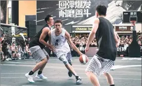  ?? PHOTOS PROVIDED TO CHINA DAILY ?? Golden State Warriors superstar Klay Thompson takes on Chinese players during his ‘Shock the Game’ China tour in Guangzhou, Guangdong province, on July 1.