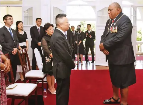  ?? Photo: DEPTFO News ?? Ambassador of the People’s Republic of China to Fiji, Qian Bo (front left) with Fijian President, Ratu Wiliame Katonivere (front right) to receive the Honorary Officer of the Order of Fiji Medal at State House in Suva on November 29, 2022.
