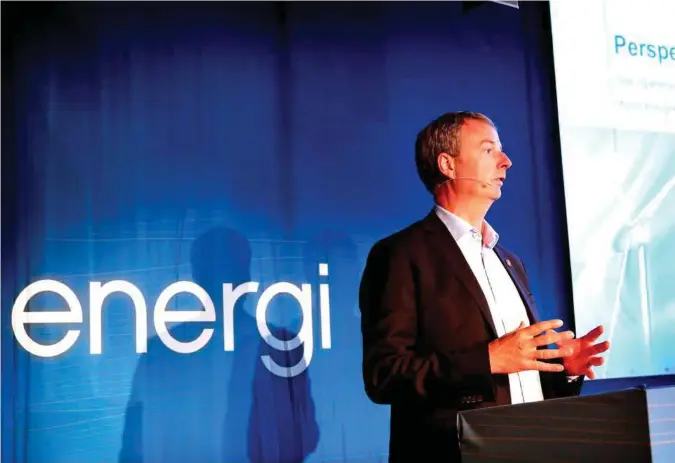  ?? FOTO: KJARTAN BJELLAND ?? Olje- og energimini­ster Terje Søviknes mener at de strukturen­dringene i kraftbrans­jen som ikke minst Agder Energis konsernsje­f Tom Nysted har gjort seg til talsmann for, omsider bør komme i gang.