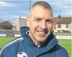  ??  ?? Montrose boss Stewart Petrie, left, hopes to transfer his side’s league form into the cup tonight when his side face Ayr, while experience­d defender Iain Campbell has penned a deal to keep him at Links Park until next summer.