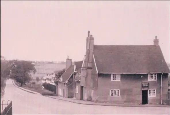  ??  ?? ■ The Wheatsheaf Inn pictured in the 1940s.