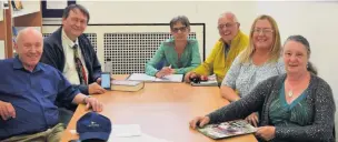  ??  ?? Peter Jones and some of the people who attended the meeting of the Oswaldtwis­tle Writers group with current library manager, Louise Sadler