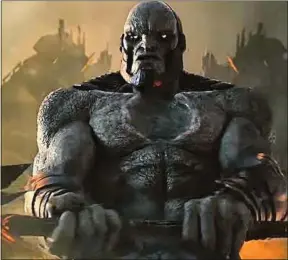  ??  ?? Darkseid aurait dû être le grand méchant des suites de Justice League.