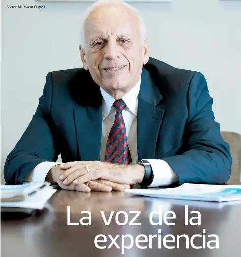  ??  ?? Víctor M. Rivera Burgos habla sobre el empresaris­mo, las alianzas estratégic­as, y el uso de las redes sociales.