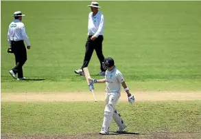  ?? GETTY IMAGES ?? Steve Smith gestures towards the umpires after being given out playing for New South Wales.