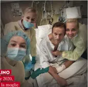  ??  ?? A BERLINO Settembre 2020, Navalny con la moglie e i due figli in ospedale dopo l’avvelename­nto con il Novichok.