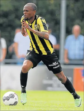  ?? Picture: GETTY IMAGES ?? GOOD TO GO: Thulani Serero will play in the colours of Vitesse in the Dutch Eredivisie this season