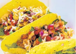  ??  ?? If you’re a fan of tacos, you will love this chicken taco bowl.