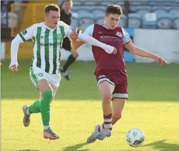  ??  ?? Bray’s Callum Thompson and Drogheda United’s James Clarke in action on Friday.