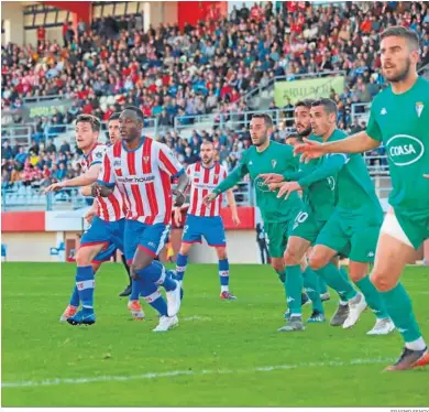  ?? ERASMO FENOY ?? El Algeciras-San Fernando del 8 de marzo de 2020, el último partido sin restraccio­nes en el Mirador.