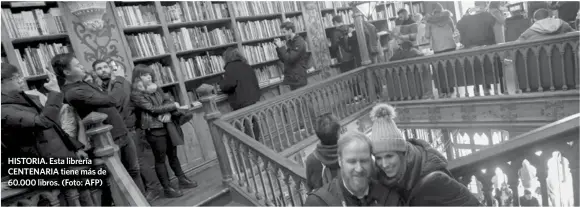  ??  ?? HISTORIA. Esta librería CENTENARIA tiene más de 60.000 libros. (Foto: AFP)