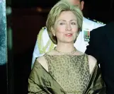  ??  ?? Hillary Per i principali eventi della campagna elettorale, Hillary Clinton si è affidata agli abiti di Ralph Lauren. Tanto che il New York Times aveva definito lo stilista Usa il suo «Dresser in Chief»