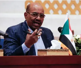  ?? ASHRAF SHAZLY|AFP ?? Chefe de Estado sudanês indica pela primeira vez um primeiro-ministro para formar governo