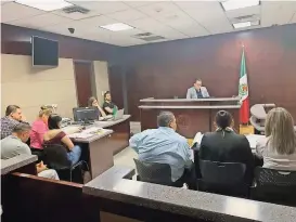  ??  ?? El agente acusado fue presentado ayer ante el juez