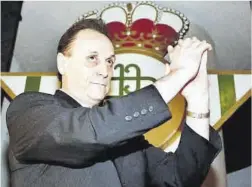  ?? Emilio Morenatti / Efe ?? Manuel Ruiz de Lopera, en sus años de presidenci­a bética.