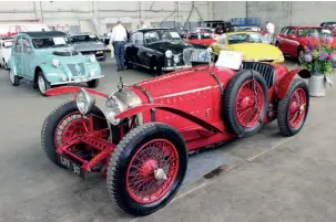  ??  ?? After a protracted bidding war, this straight-six Riley-amilcar was the sale’s priciest lot