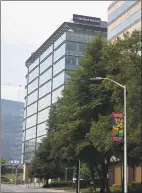  ?? Tyler Sizemore / Hearst Connecticu­t Media ?? Royal Bank of Scotland has offices at 600 Washington Blvd. in downtown Stamford. The building sold for $163 million and RBS will remain a tenant in the building for the next 12 years.