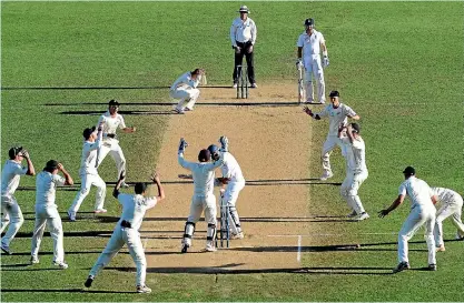  ?? PHOTO: GETTY IMAGES ?? Dramatic cenes like this were on display the last time England played a test match at Eden Park, in 2013.